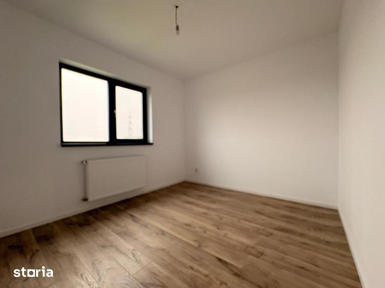 Casă cu 4 camere cu Teren 350 Mp în Balotești