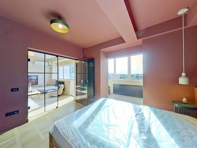 Apartament cu 3 camere semidecomandat în Calea Victoriei