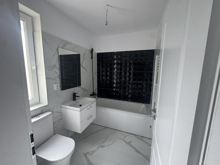 Apartament cu 3 camere decomandat în Giroc