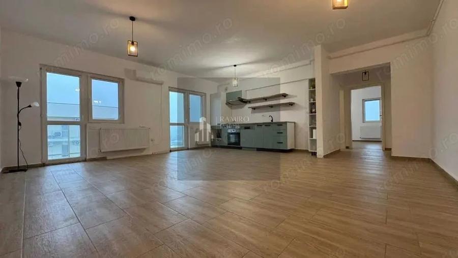 Apartament cu 3 camere semidecomandat în Metalurgiei