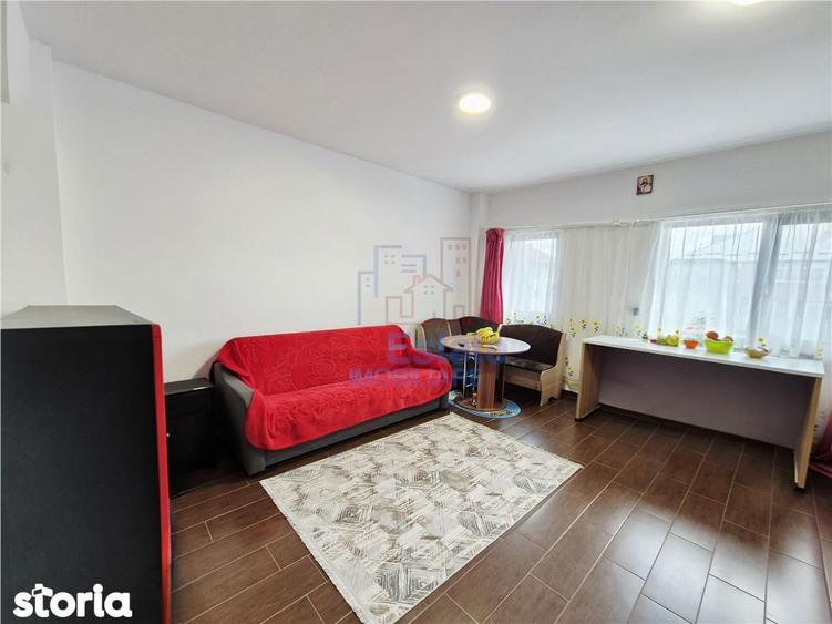 Apartament cu 3 camere în Tomești