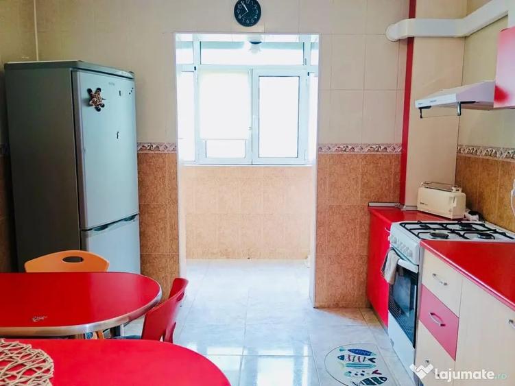 Apartament cu 2 camere decomandat în Olteniței