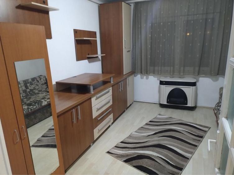 Garsonieră semidecomandată în Bartolomeu