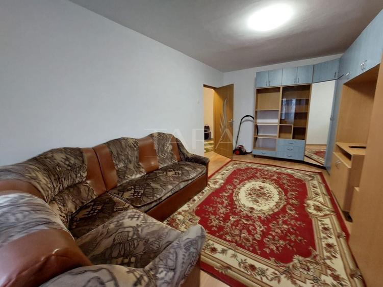 Apartament cu 3 camere decomandat, mobilat în Mănăștur