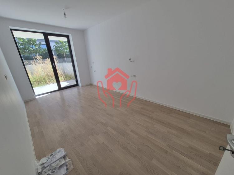 Apartament cu 3 camere decomandat în Băneasa