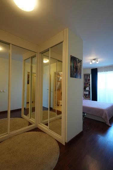 Apartament cu 5 camere decomandat, mobilat în Basarabia