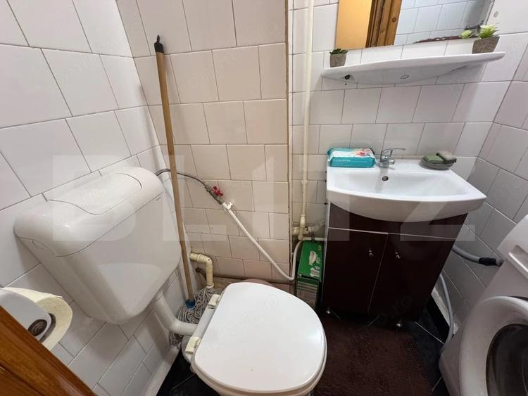Apartament cu 3 camere decomandat în Micro 11