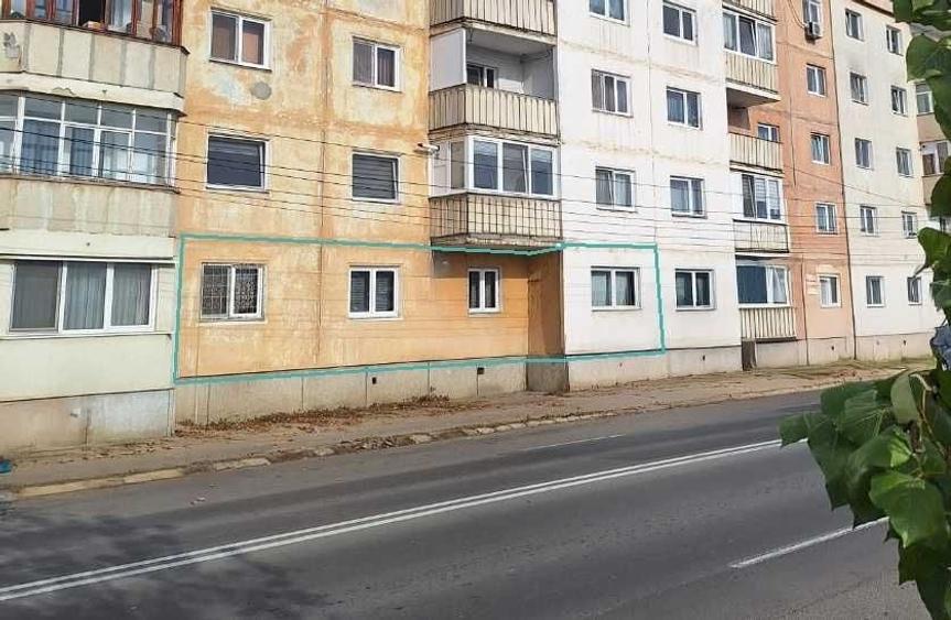 Apartament cu 3 camere la Targu Secuiesc de vanzare - 1