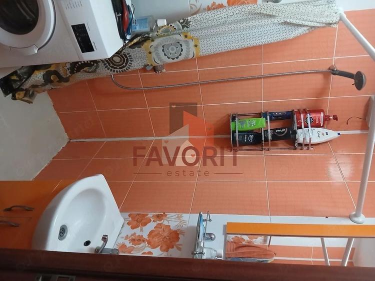 Garsonieră decomandată, mobilată în Girocului
