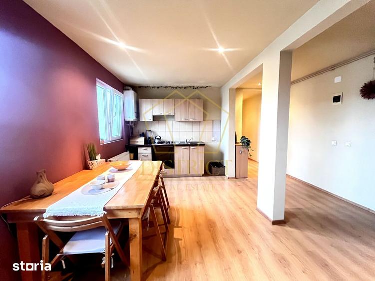 Apartament cu 3 camere, mobilat în Aradului