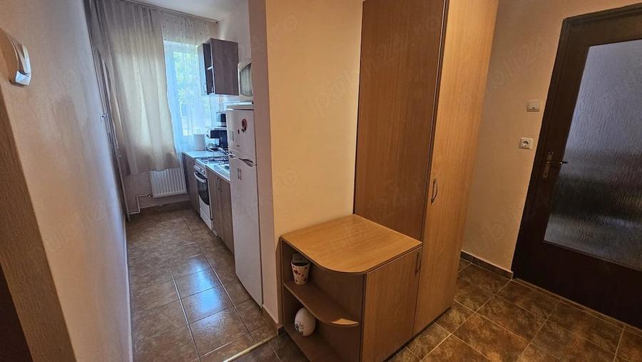Apartament cu 2 camere semidecomandat în Nufărul