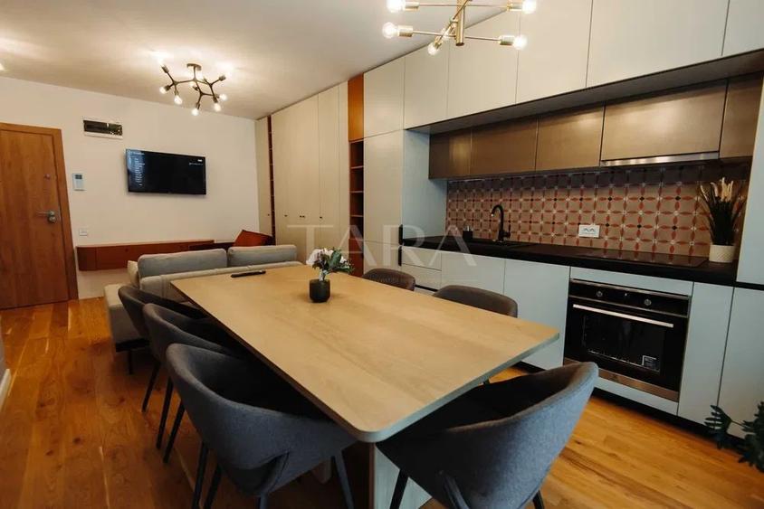 Apartament cu 2 camere semidecomandat, mobilat în Zorilor — fotografia 1