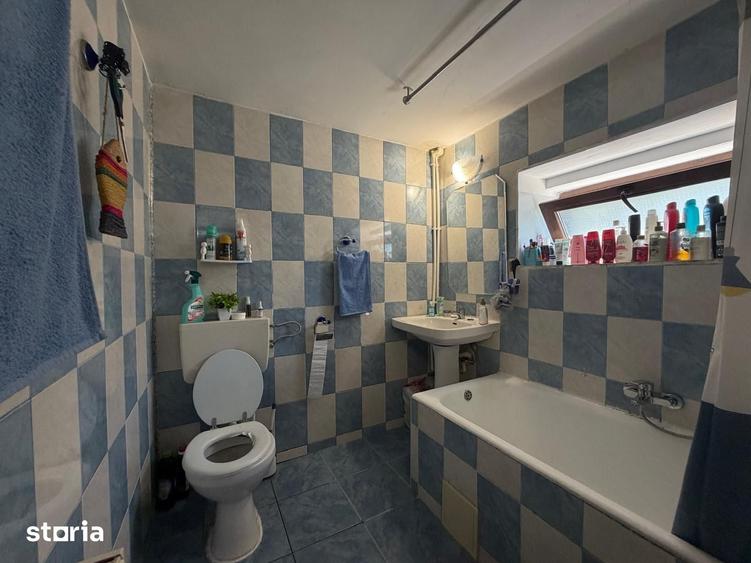 Casă cu 5 camere cu Teren 756 Mp în Brazi
