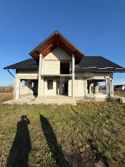 Casa cu etaj la rosu, 160 mp utili, 1200 mp teren, zona Trei Movile - Scheia - 3