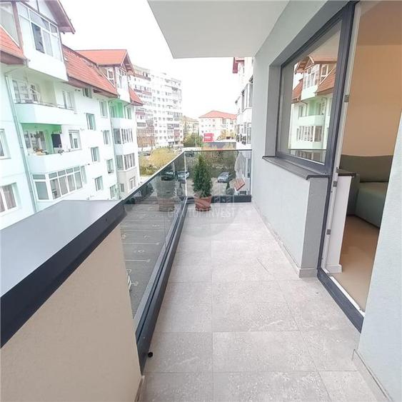 Apartament cu 2 camere decomandat, mobilat în Hipodrom 4