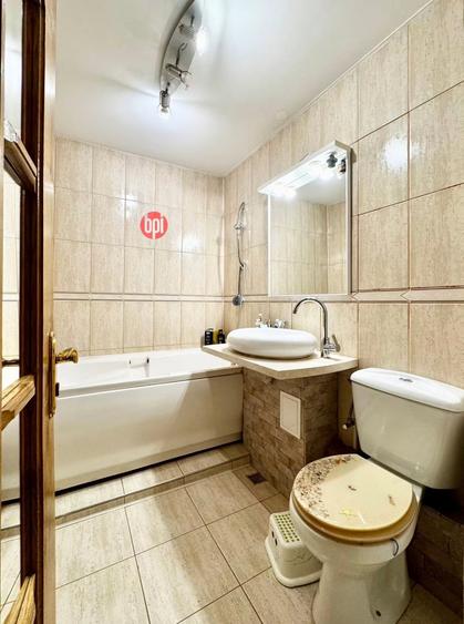 Apartament cu 3 camere decomandat în Fălticeni