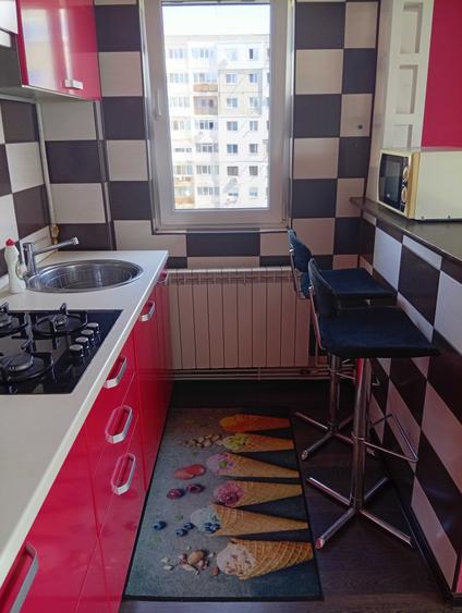 Apartament cu 2 camere decomandat în Mircea cel Bătrân