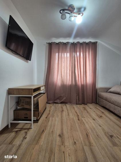 Apartament cu 3 camere în Confecții