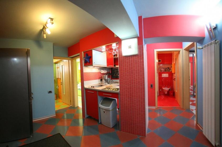 Apartament cu 4 camere decomandat, mobilat în Complex Studențesc