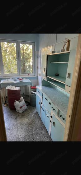 Apartament cu 2 camere semidecomandat în 7 Noiembrie