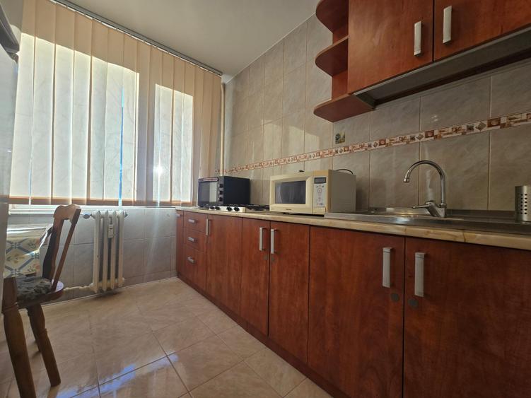 Apartament cu 2 camere decomandat în Dristor