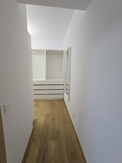 Apartament cu 3 camere semidecomandat, mobilat în Floreasca