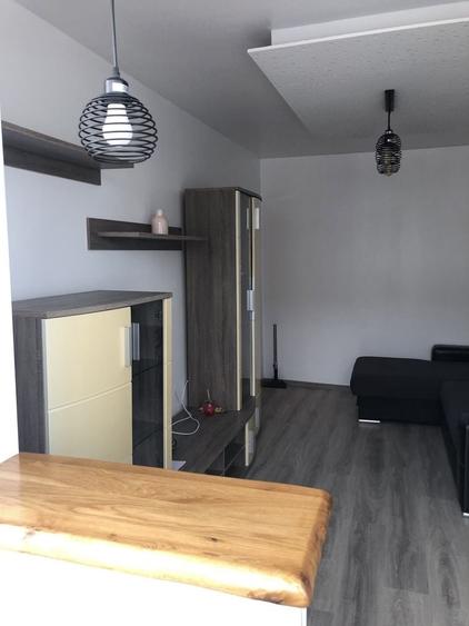 Apartament cu 2 camere nedecomandat în Vest