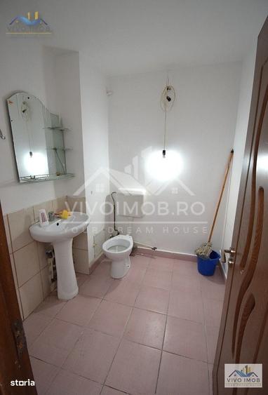 Apartament cu 3 camere semidecomandat în Titan — fotografia 3