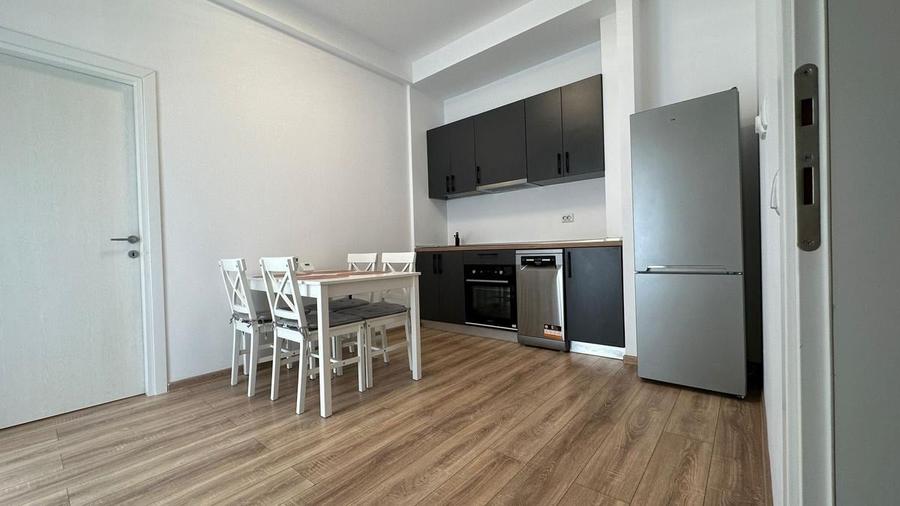 Apartament cu 2 camere semidecomandat în Obor