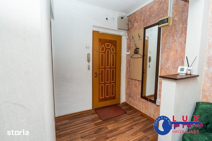 Spațiu comercial, de 47 mp, în Piața Veche