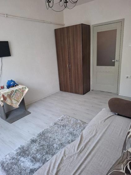 Garsonieră decomandată, mobilată în Exterior Vest