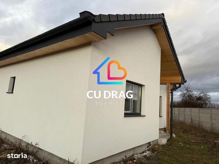 Casă cu 3 camere cu Teren 400 Mp în Cristian