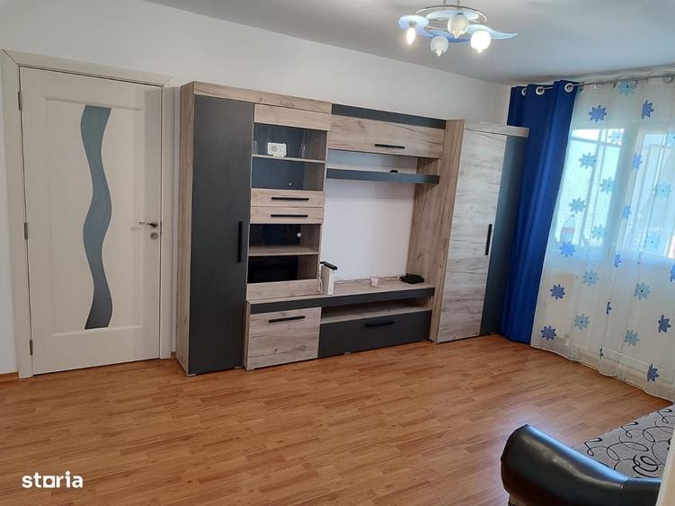 Apartament cu 3 camere în Milcov