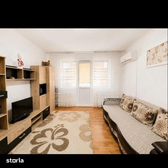 Apartament cu 2 camere semidecomandat în Craiovița Nouă