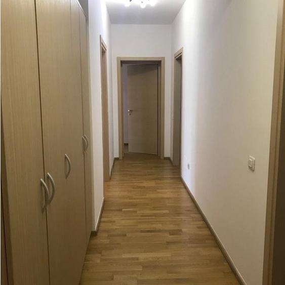 Apartament cu 4 camere decomandat în Herăstrău