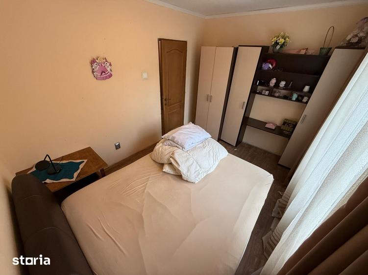 Apartament cu 3 camere în Săsar