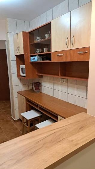 Apartament cu 3 camere decomandat, mobilat în Nicolae Grigorescu