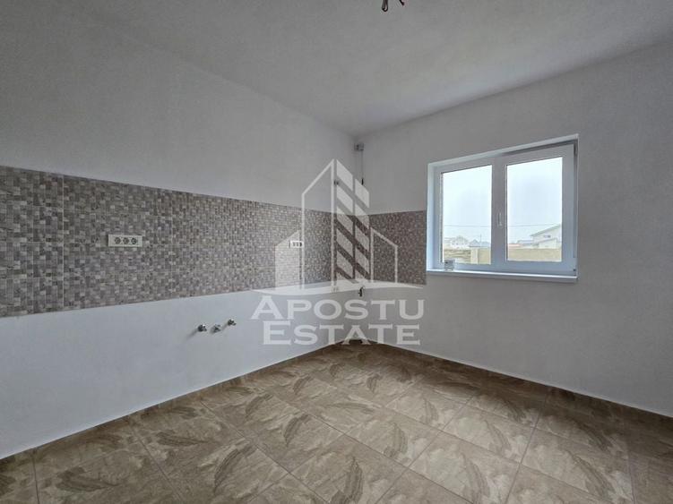 Casă cu 4 camere cu Teren 365 Mp în Bucovăț (Remetea Mare)