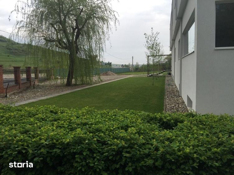 Casă cu 4 camere cu Teren 1100 Mp în Feleacu