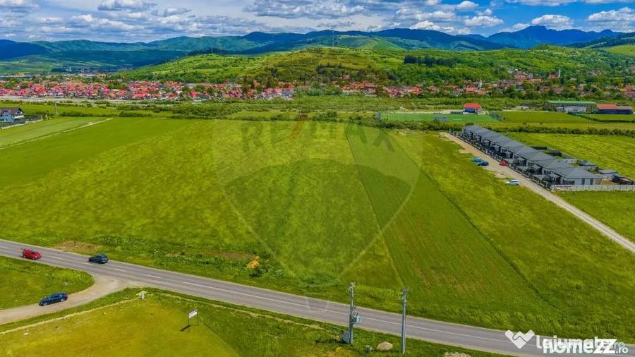 Teren în Tărlungeni