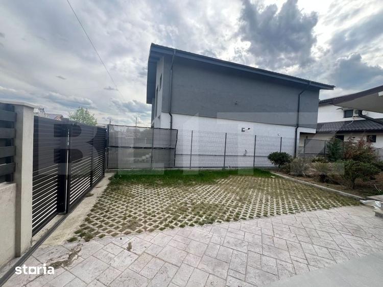 Casă cu 4 camere cu Teren 370 Mp în Malu Mare