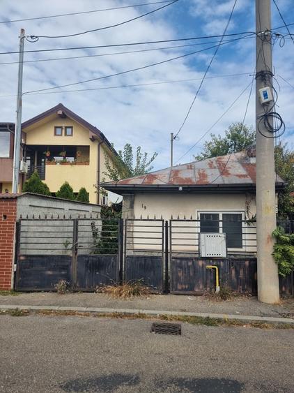 Casă cu 2 camere în Central