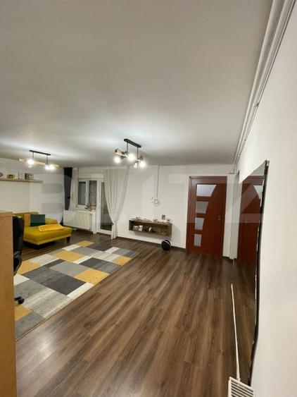Apartament 3 camere, 74 mp, zona Micro 5 - 9