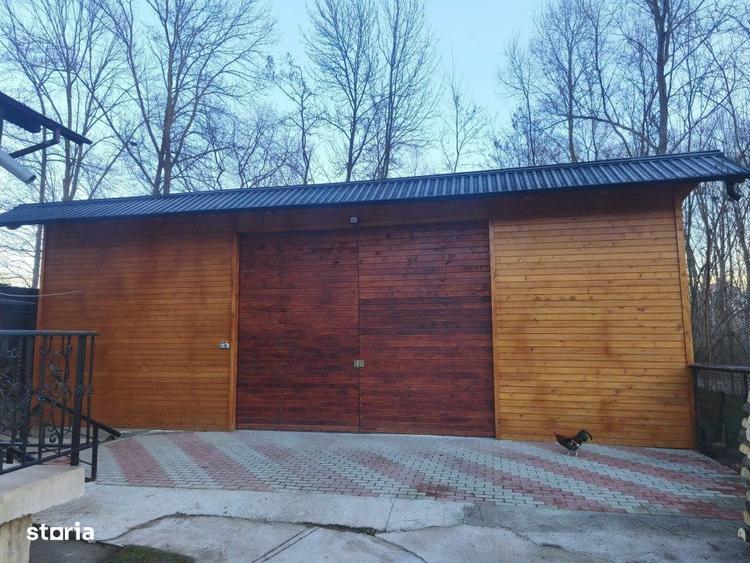 Casă cu 4 camere în Central
