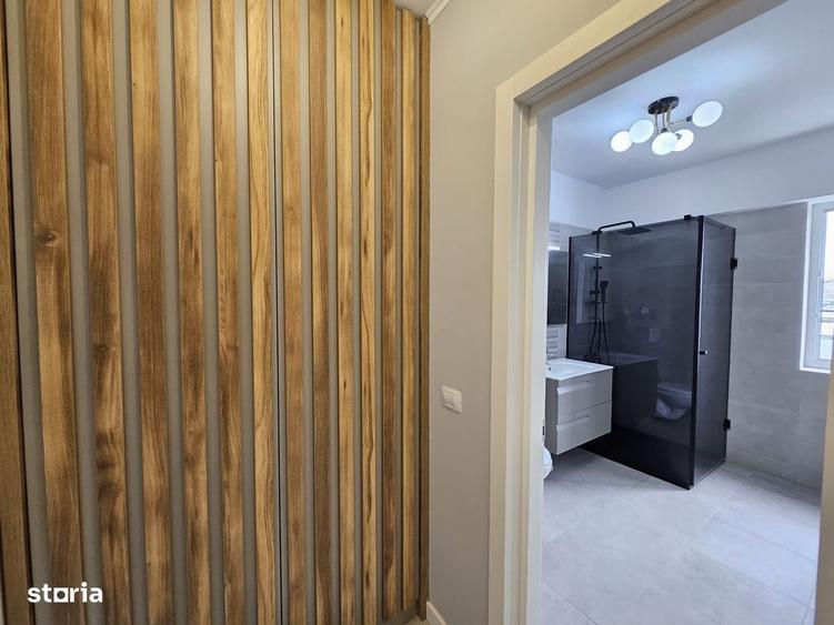 Apartament cu 2 camere decomandat în Est