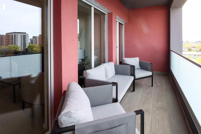 Apartament cu 3 camere decomandat în Aradului