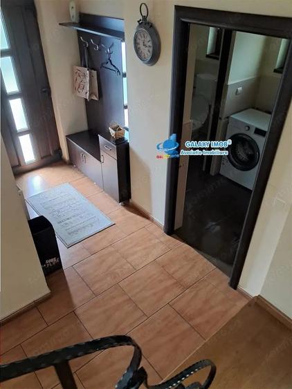 Casă cu Teren 300 Mp în Central