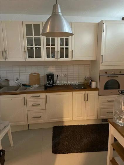 Casă cu 2 camere cu Teren 100 Mp în Central