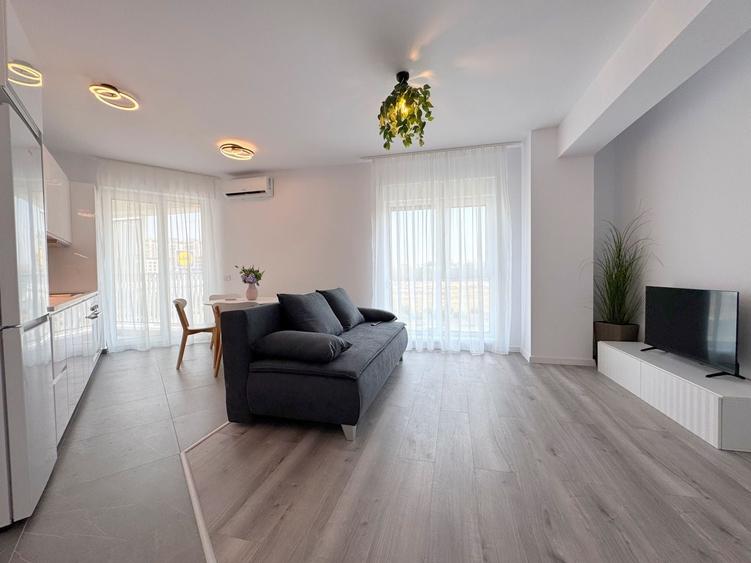 Apartament cu 2 camere, mobilat în Central