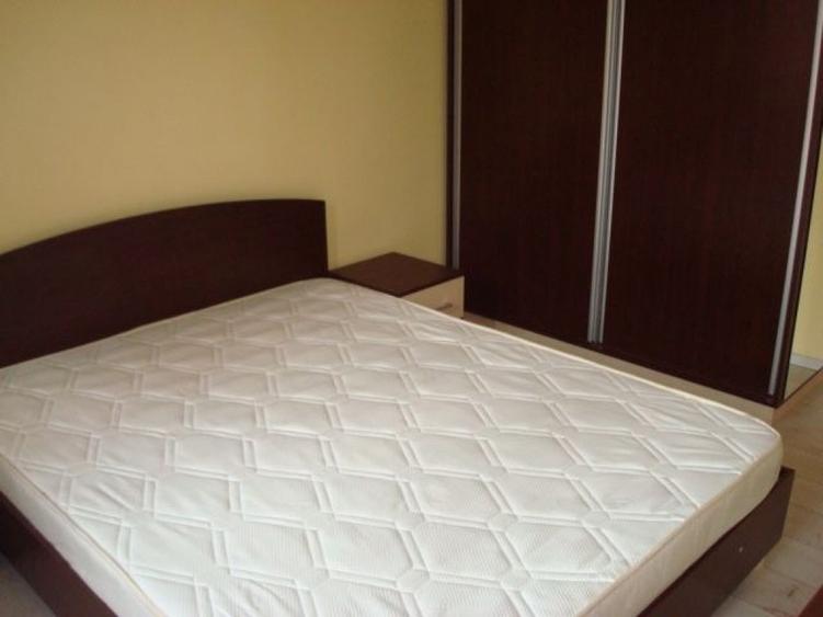 Apartament cu 2 camere decomandat în Mircea cel Bătrân